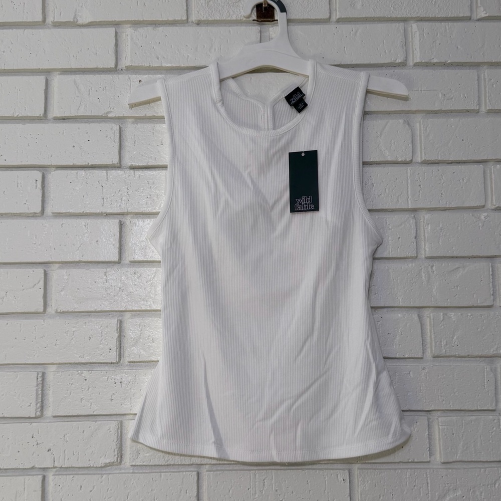 Women’s Wild Fable Open Back Tank Top. Medium. NWT